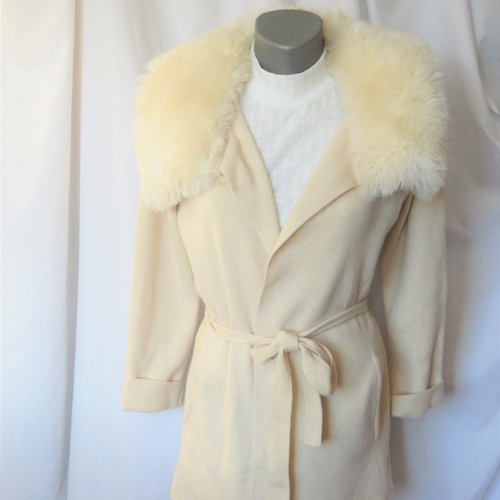 Escada Oatmeal Belted Sweater Jacket Faux Fur Trim